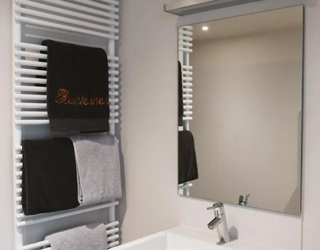 Fluisterbos Met Gratis Parking 别墅