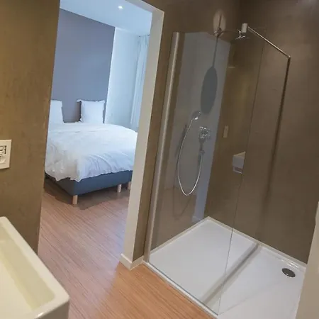 Fluisterbos Met Gratis Parking 别墅 *